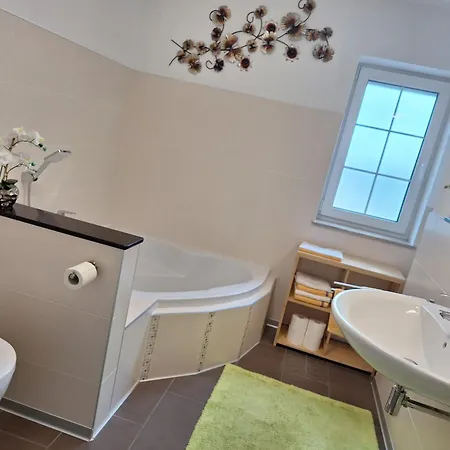 Modern & Gemuetlich Xl * Linden (Hessen)