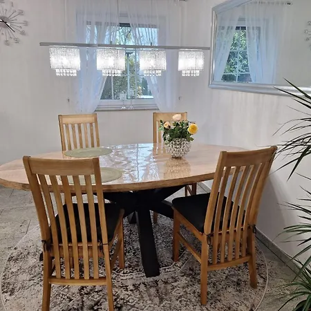 Modern & Gemuetlich Xl Linden (Hessen)